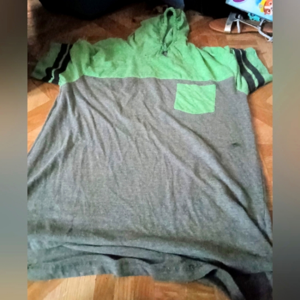 Hoodie/Shirt